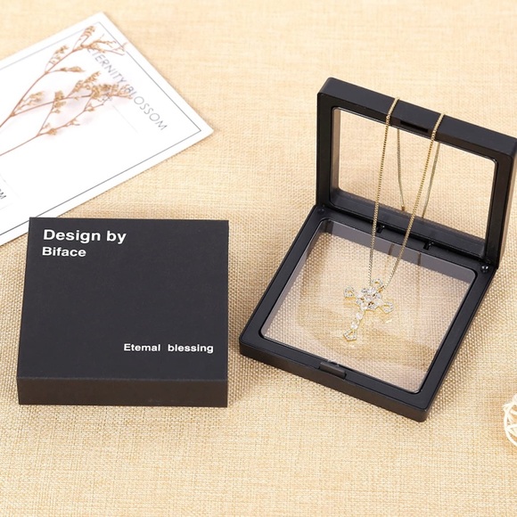 Cross Necklace - Picture 7 of 7